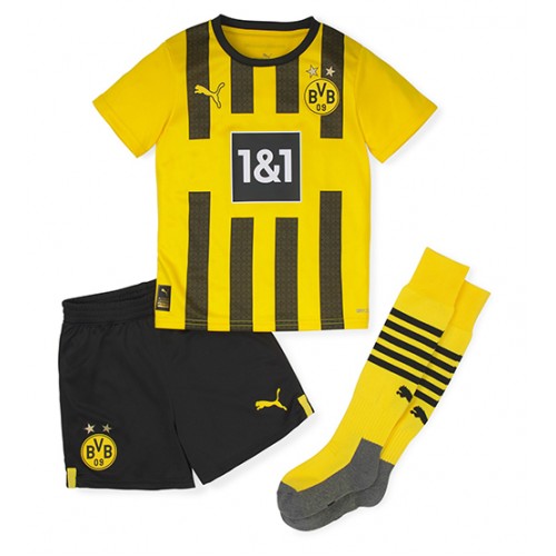Borussia Dortmund Nico Schulz #14 Hjemmedraktsett Barn 2022-23 Kortermet (+ Korte bukser) Borussia Dortmund Nico Schulz #14 Hjemmedraktsett Barn 2022-23 Kortermet (+ Korte bukser)